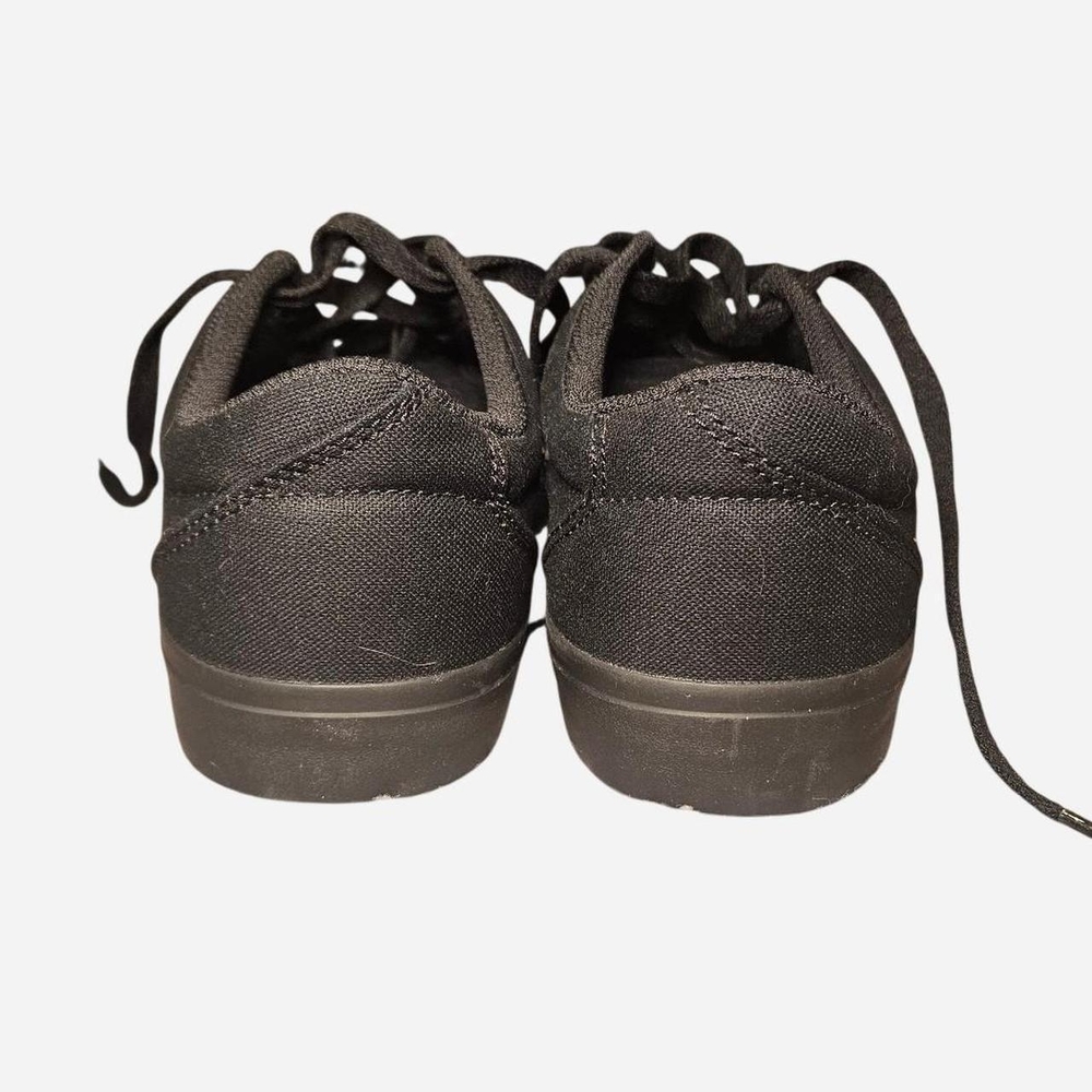 NEW- Nike Men’s Black Charge Canvas SB Sneakers - Picture 5 of 8
